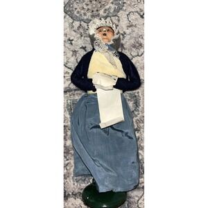 BYERS CHOICE Carolers 1990 Caroler Woman With Bonnet Joyeaux‎ Noell